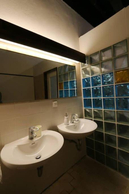 200Qm Loft For Friends And Family - On The Spree! Daire Berlin Dış mekan fotoğraf