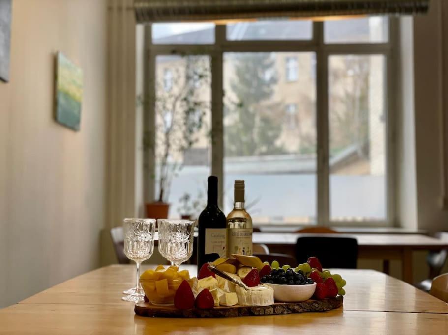 200Qm Loft For Friends And Family - On The Spree! Daire Berlin Dış mekan fotoğraf